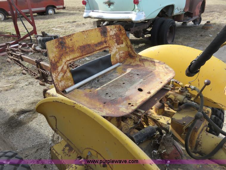 image for item K7226 International FCUB trencher