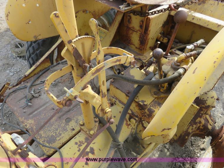 image for item K7226 International FCUB trencher