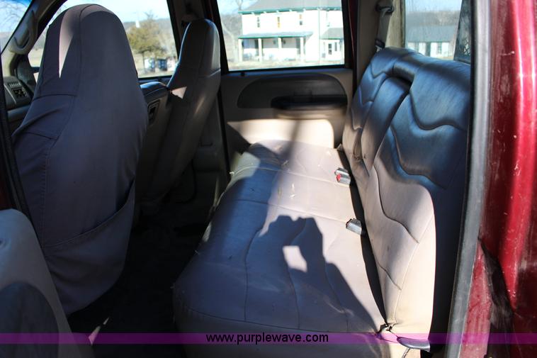 image for item L6552 2000 Ford F350 Super Duty XLT Crew Cab flatbed pickup truck