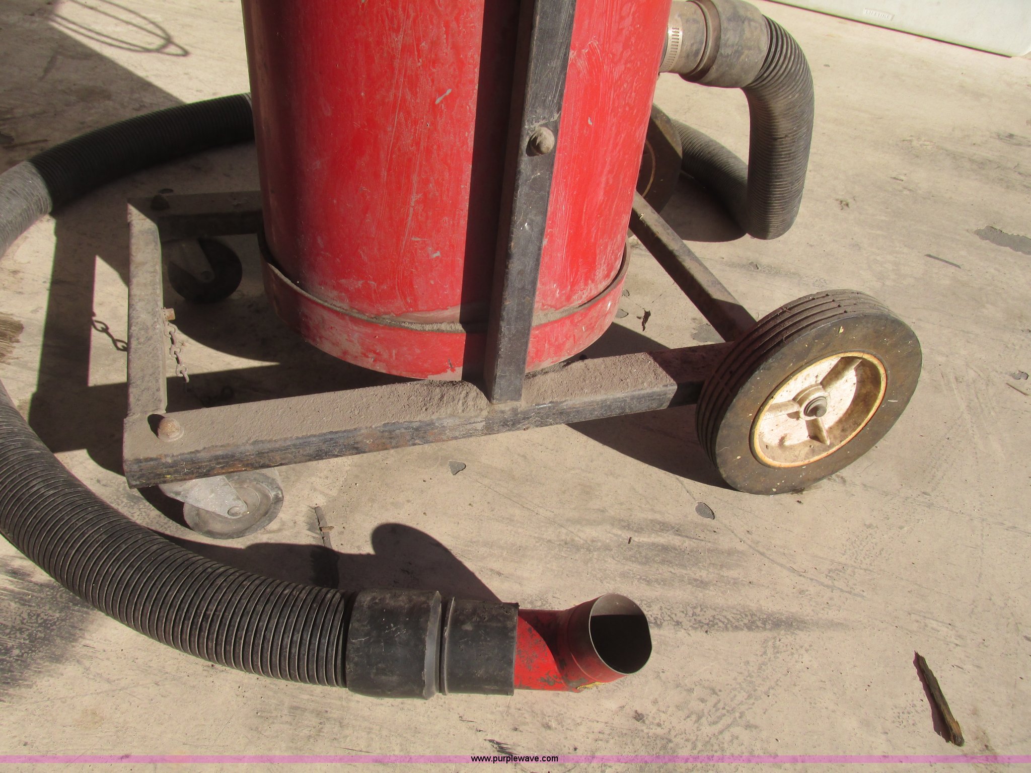Safety Kleen sandblaster recovery vacuum in Lincoln, NE Item AV9228