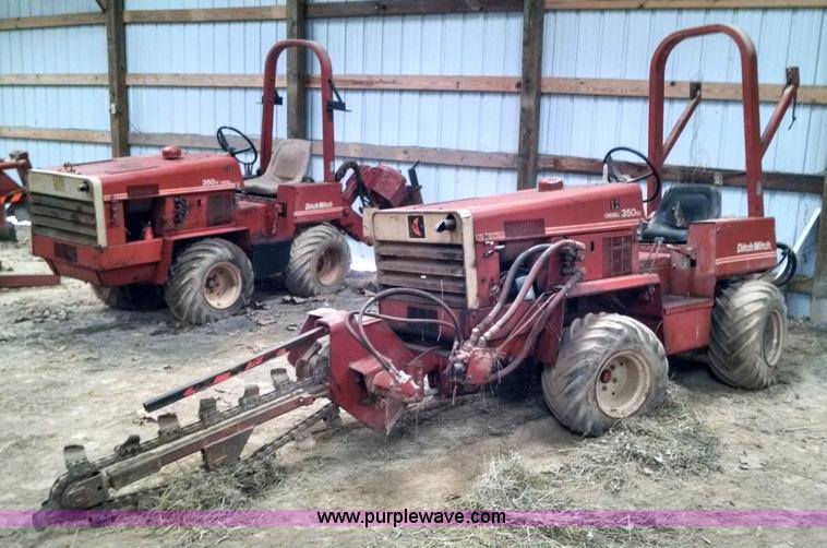 image for item AV9986 Ditch Witch 350SX cable plow