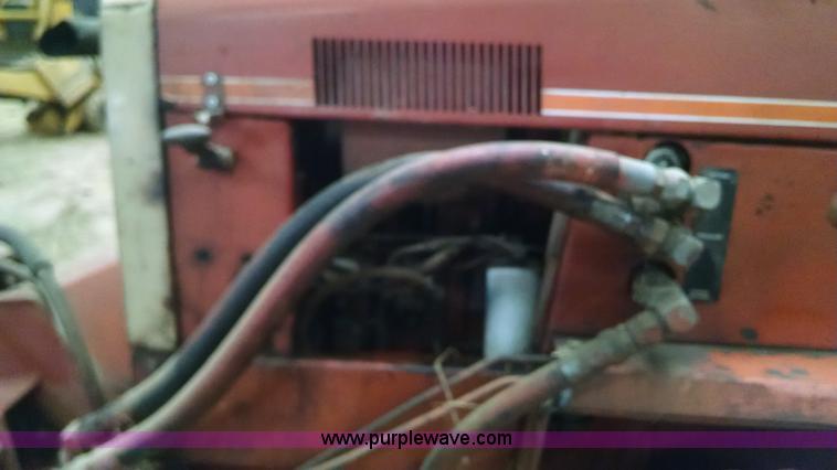 image for item AV9986 Ditch Witch 350SX cable plow