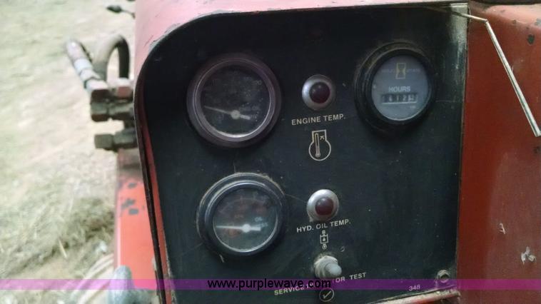 image for item AV9986 Ditch Witch 350SX cable plow