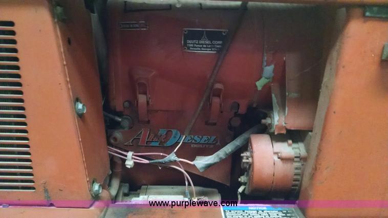 image for item AV9987 Ditch Witch 350SX cable plow