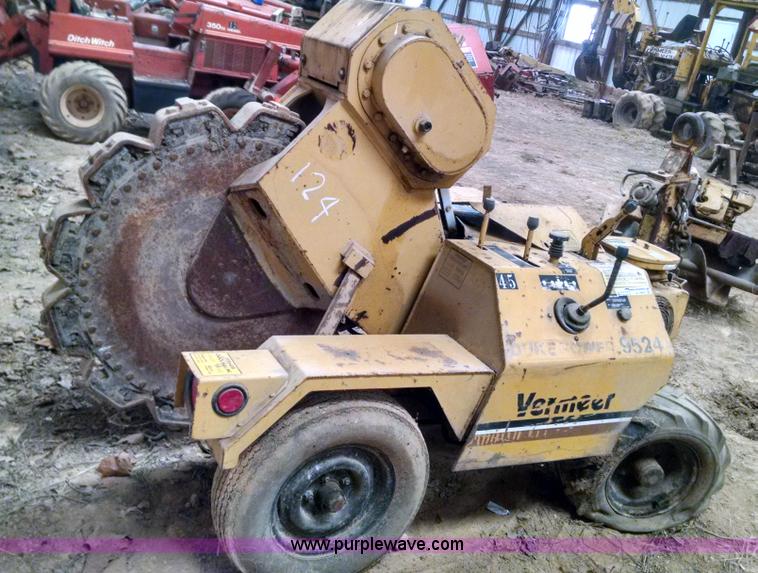 image for item AV9992 Vermeer TC4 trench compactor
