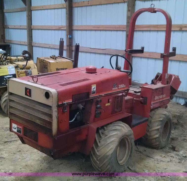 image for item AV9993 Ditch Witch 350SX cable plow