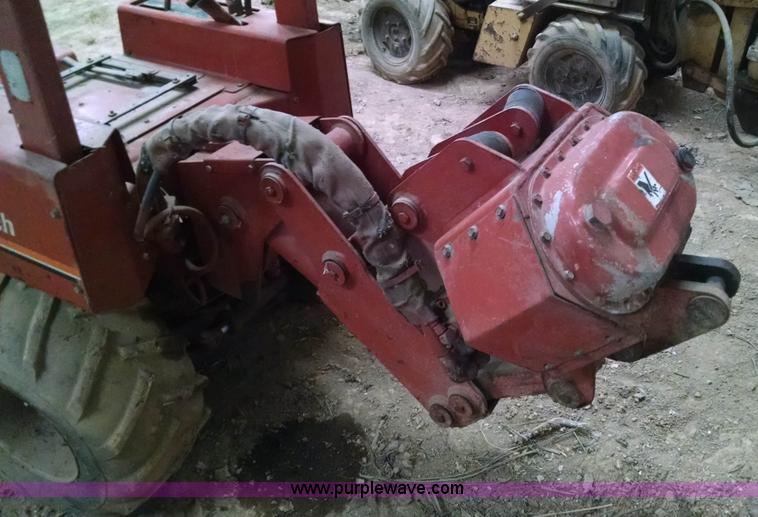 image for item AV9993 Ditch Witch 350SX cable plow