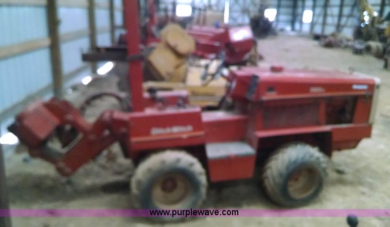 image for item AV9993 Ditch Witch 350SX cable plow