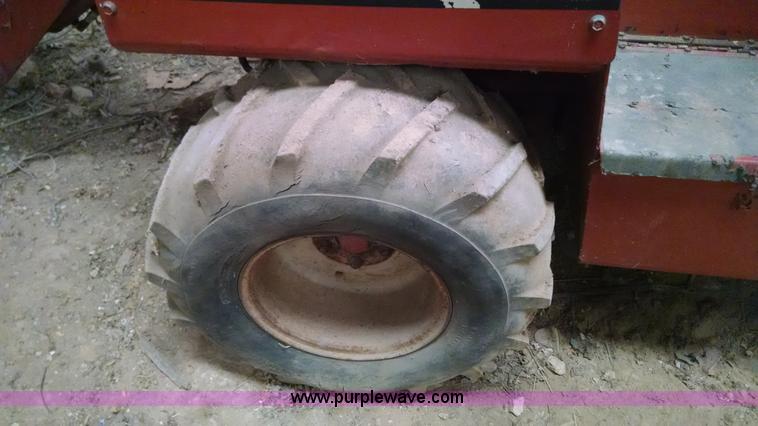 image for item AV9993 Ditch Witch 350SX cable plow