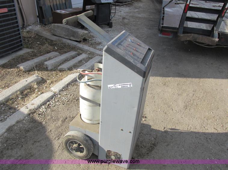 image for item AW9747 Everco A9950 environmental recovery system