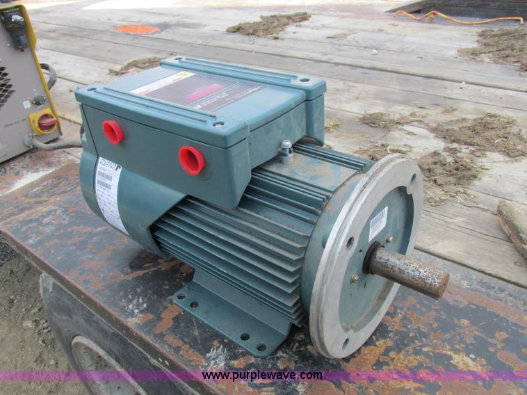 image for item AW9748 Reliance VSM500 electric motor