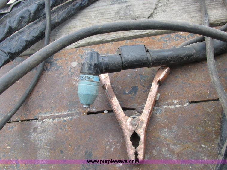 image for item AW9749 Esab PCM-875 plasma cutter