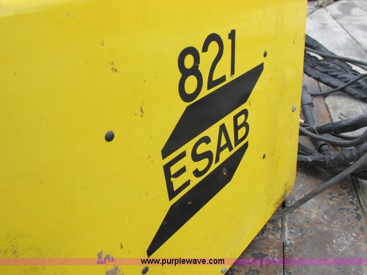 image for item AW9749 Esab PCM-875 plasma cutter