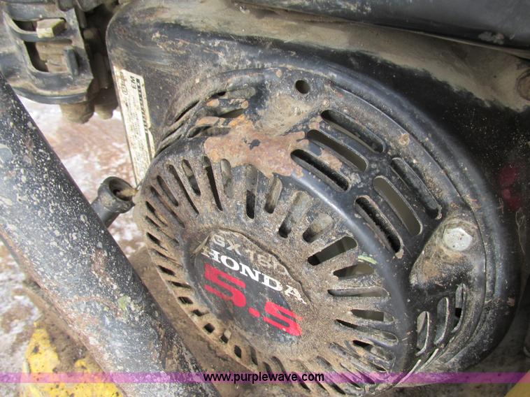 image for item AW9786 Wacker vibratory plate compactor