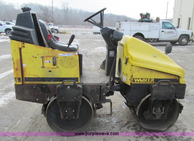 image for item AW9788 Wacker RD11 vibratory double drum roller