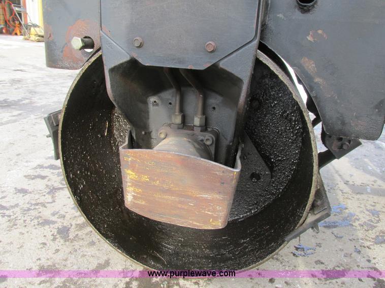 image for item AW9788 Wacker RD11 vibratory double drum roller