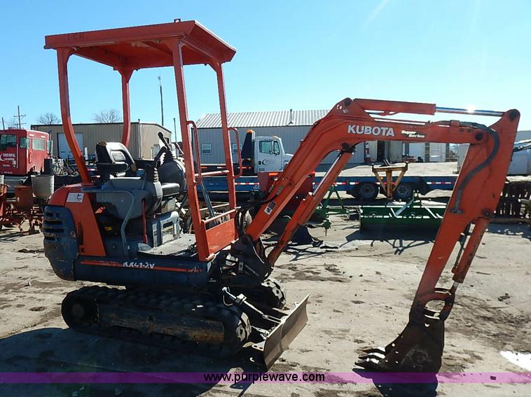 image for item BC9848 Kubota KX41-2V compact excavator
