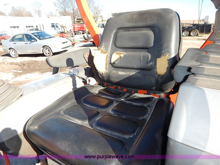 image for item BC9848 Kubota KX41-2V compact excavator