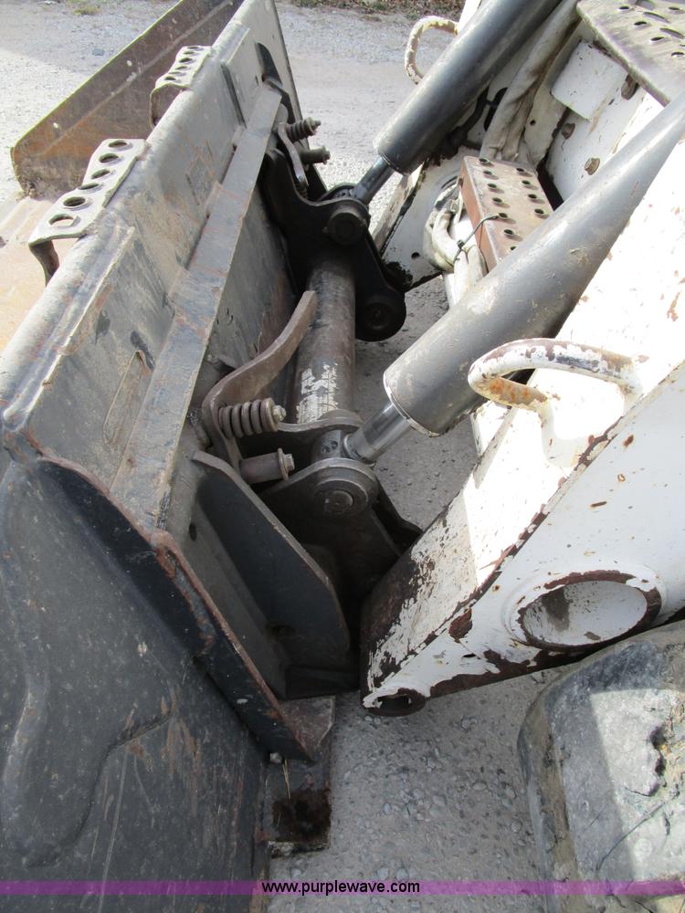 image for item D2272 2003 Bobcat T250 skid steer