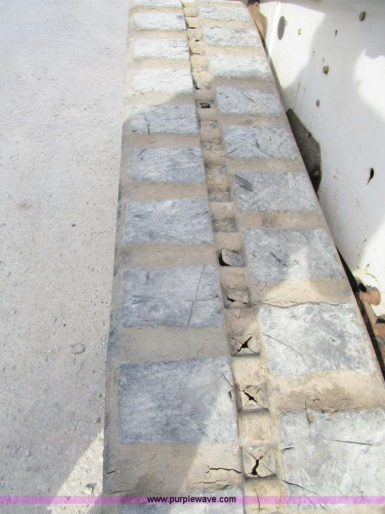 image for item D2272 2003 Bobcat T250 skid steer