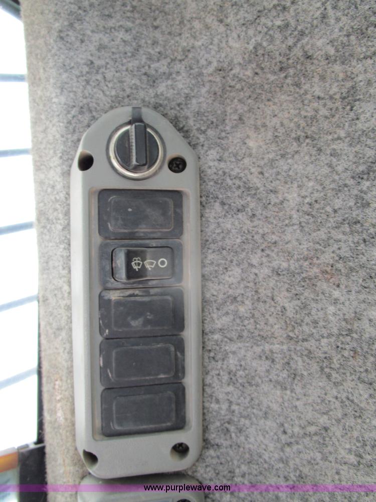 image for item D2272 2003 Bobcat T250 skid steer