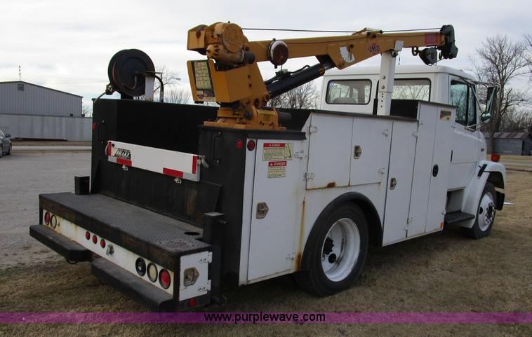 image for item D2273 1998 Freightliner FL60 service truck