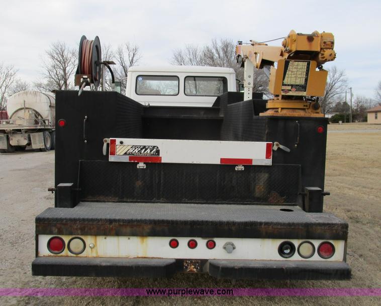 image for item D2273 1998 Freightliner FL60 service truck