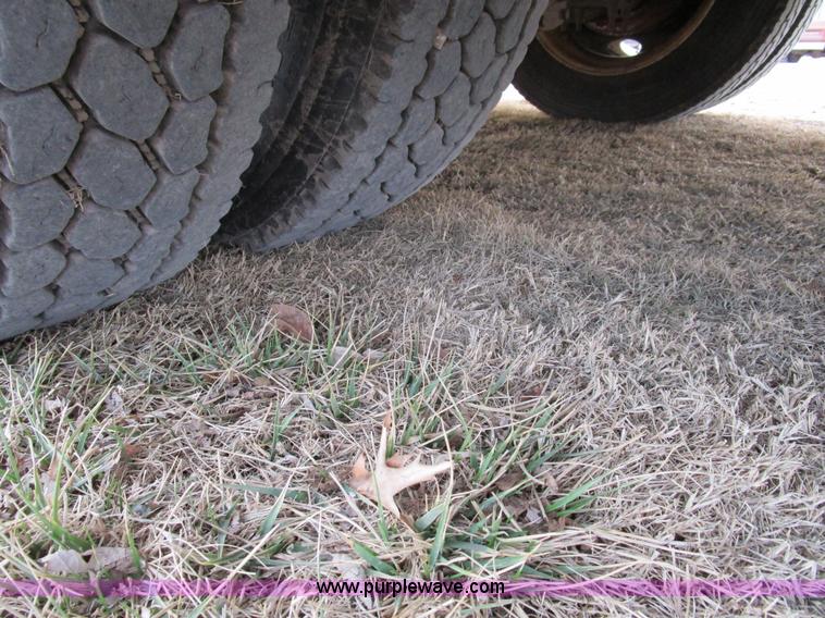 image for item D2273 1998 Freightliner FL60 service truck