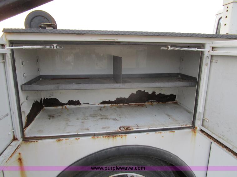 image for item D2273 1998 Freightliner FL60 service truck