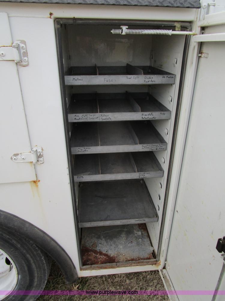 image for item D2273 1998 Freightliner FL60 service truck