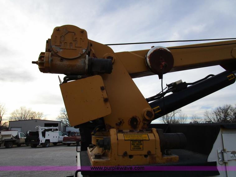 image for item D2273 1998 Freightliner FL60 service truck