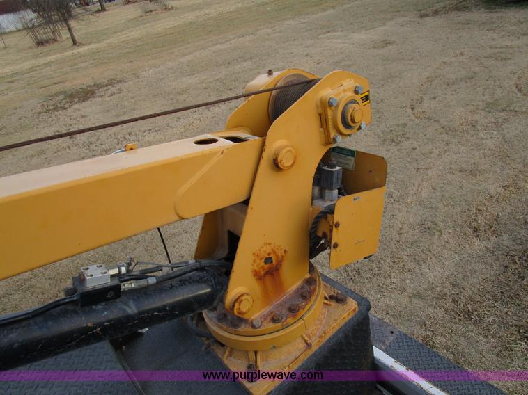 image for item D2273 1998 Freightliner FL60 service truck