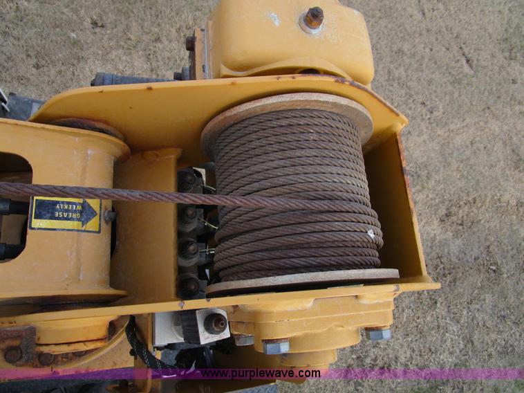 image for item D2273 1998 Freightliner FL60 service truck