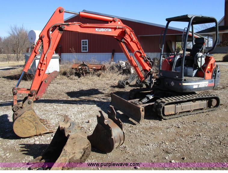 image for item D2277 2002 Kubota KX91-3 mini excavator