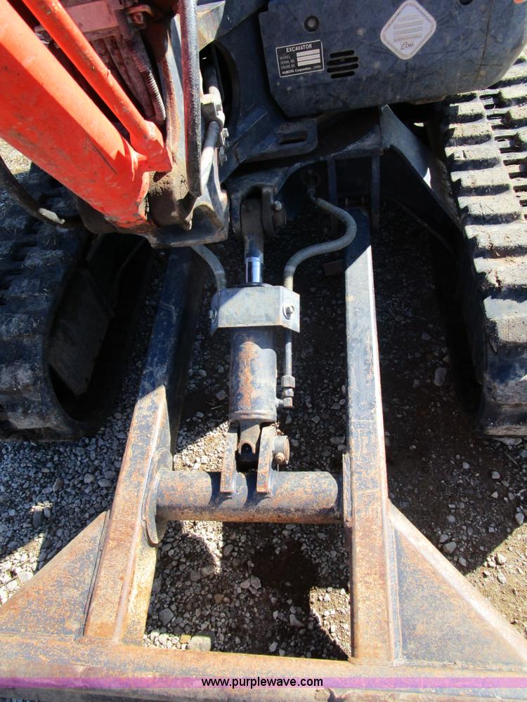 image for item D2277 2002 Kubota KX91-3 mini excavator