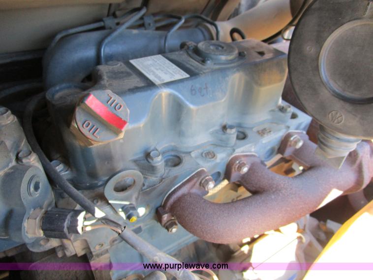 image for item D2277 2002 Kubota KX91-3 mini excavator