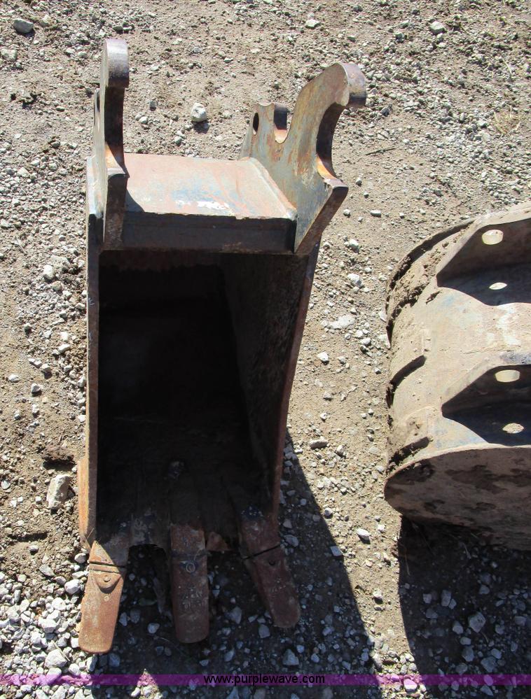 image for item D2277 2002 Kubota KX91-3 mini excavator