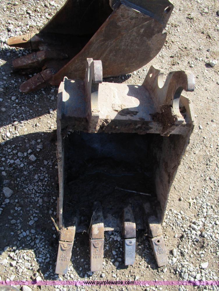 image for item D2277 2002 Kubota KX91-3 mini excavator