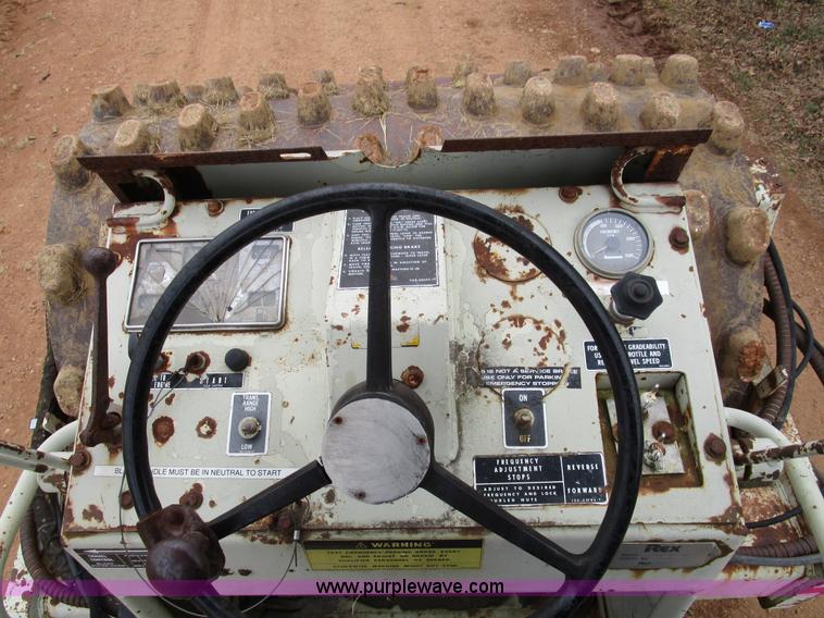 image for item D2281 Rex SP848PD vibrating pad foot roller