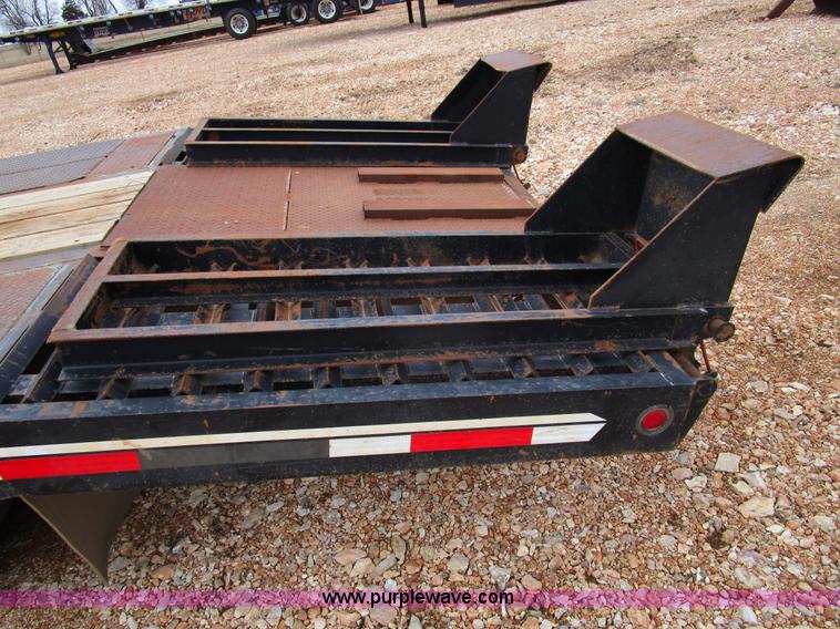 image for item D2284 2008 Interstate G20DT trailer