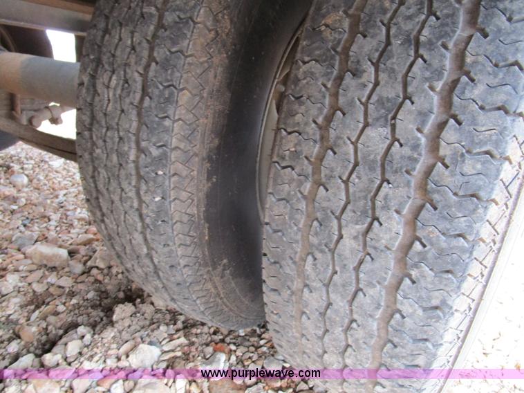 image for item D2284 2008 Interstate G20DT trailer