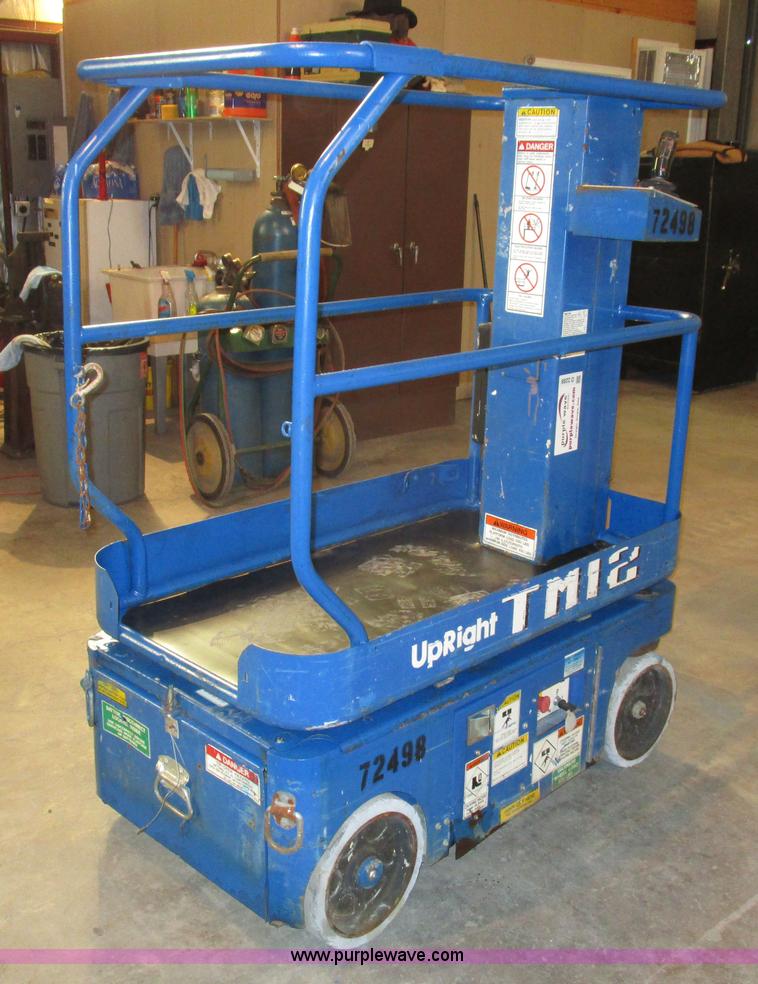 image for item D2288 2007 Up Right TM12 scissor lift