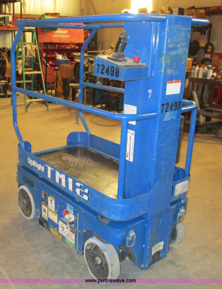 image for item D2288 2007 Up Right TM12 scissor lift