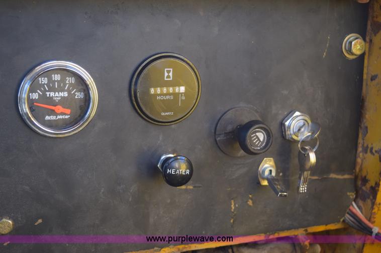 image for item E6097 BLH wheel loader