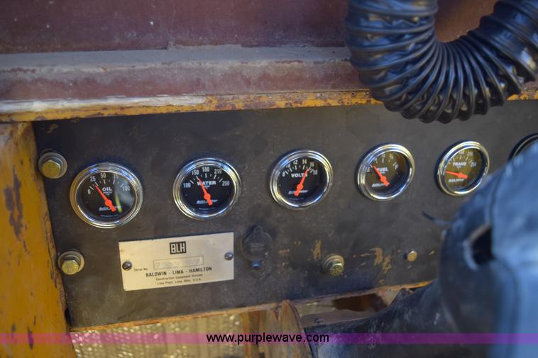 image for item E6097 BLH wheel loader