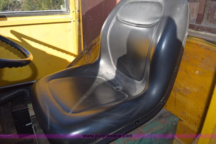 image for item E6097 BLH wheel loader