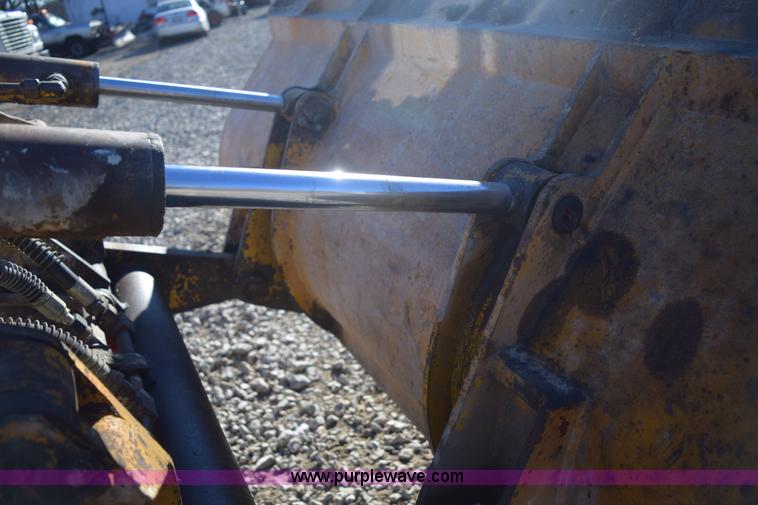 image for item E6097 BLH wheel loader