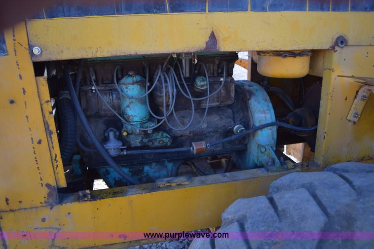 image for item E6097 BLH wheel loader