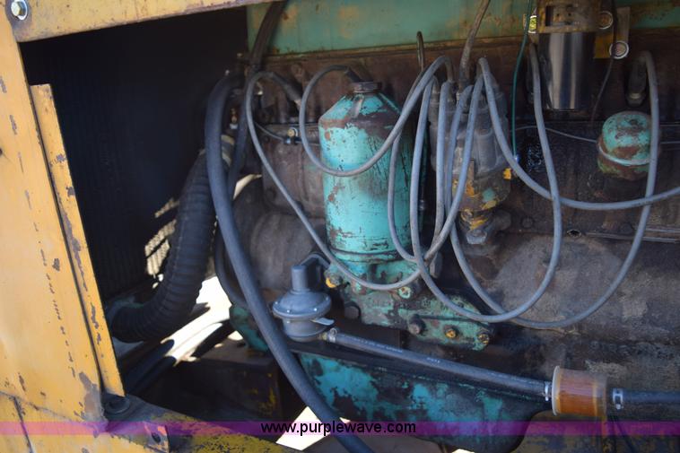 image for item E6097 BLH wheel loader