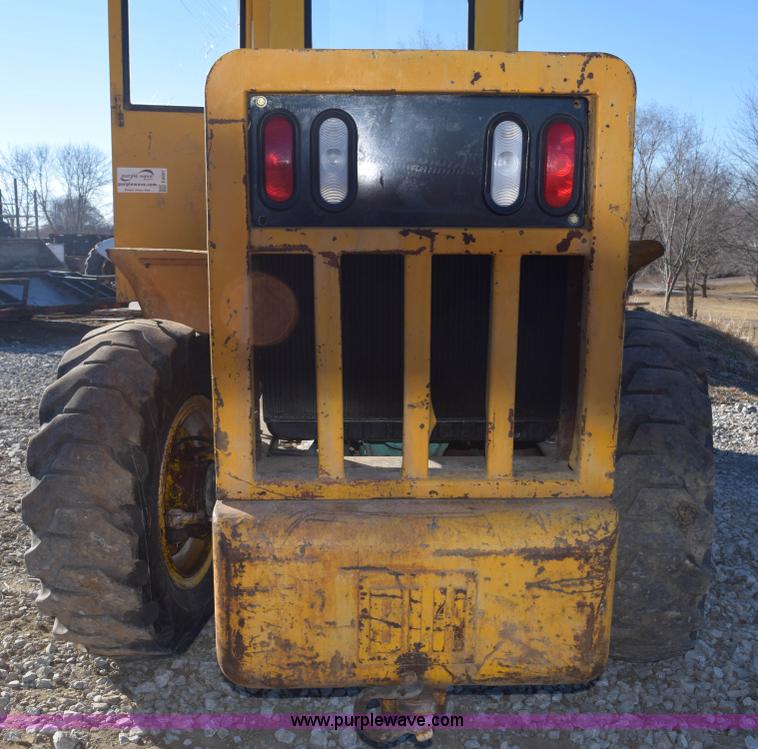 image for item E6097 BLH wheel loader